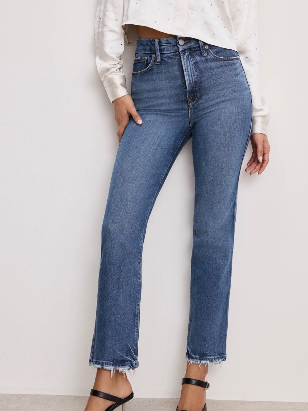 Good American Good Curve Straight Jeans - 6/28 - Picture 3 of 8